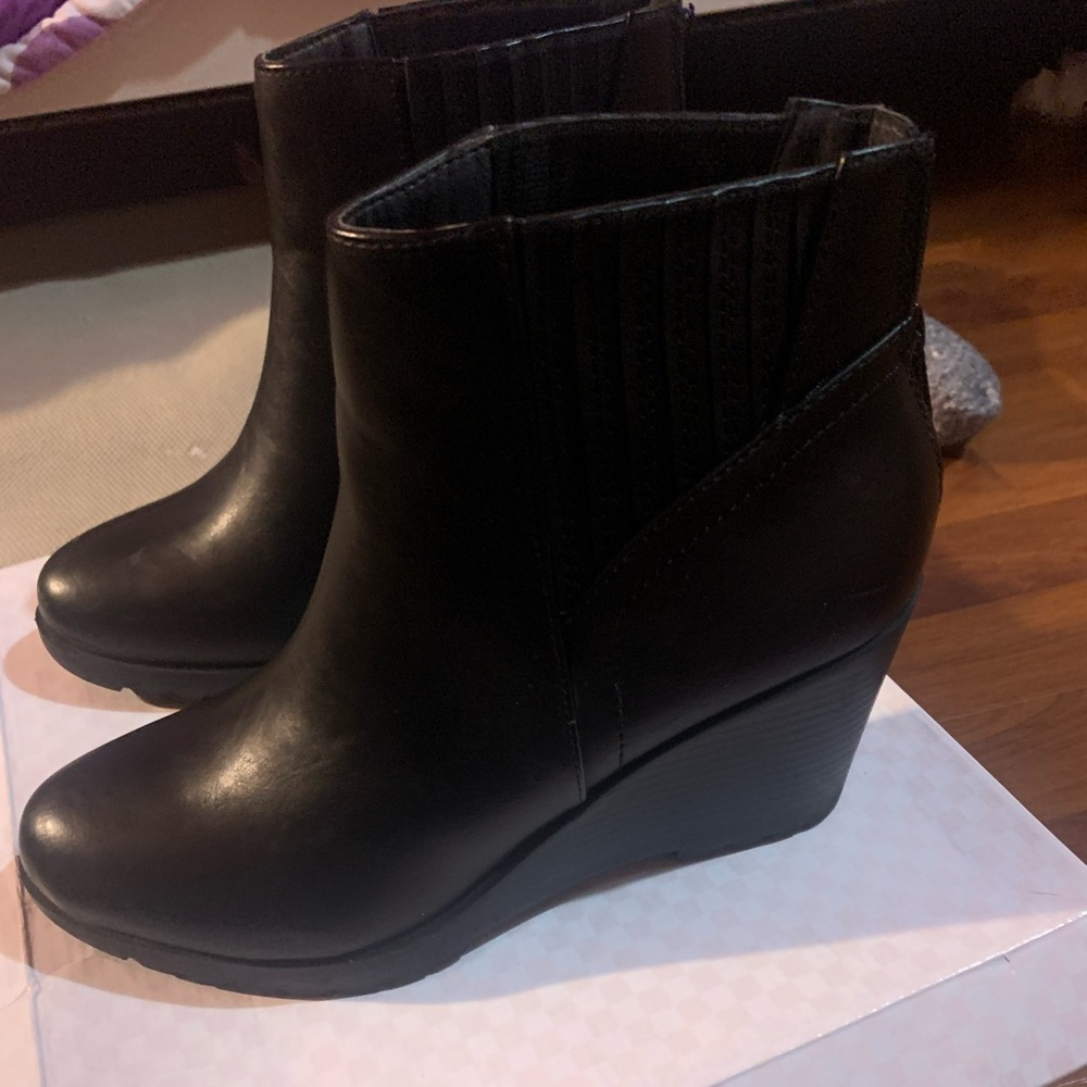 Black Booties - Picture 4 of 5